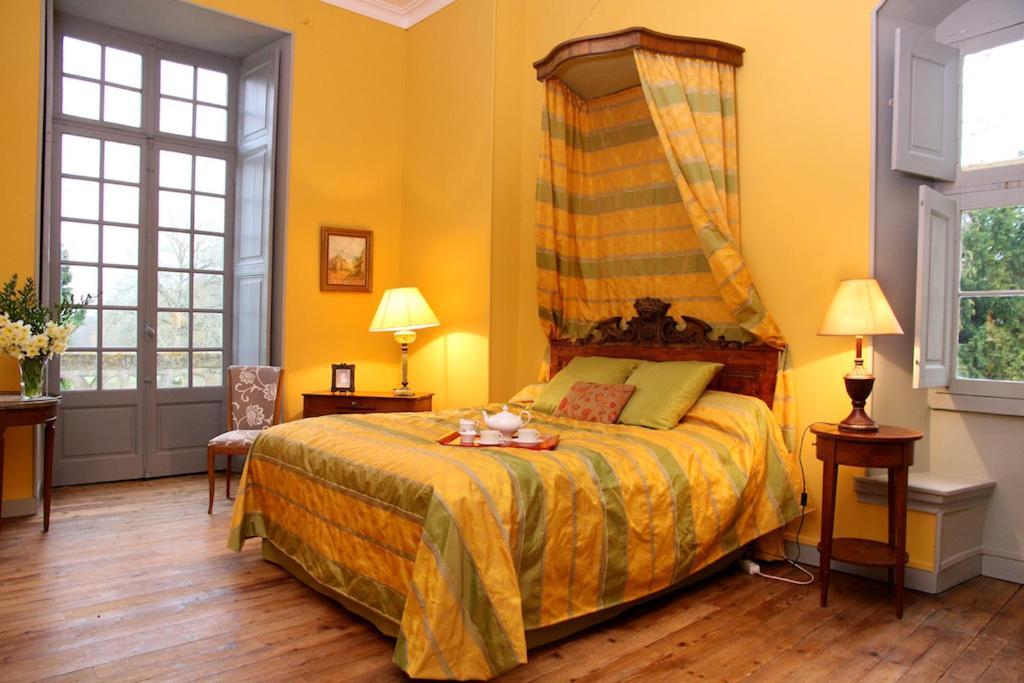 Chateau De Montriou Feneu Habitación foto
